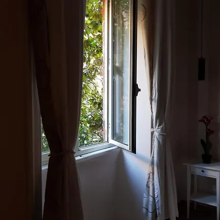Monti49 Guesthouse Rome Exterior photo